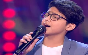 بعد اتهامه بالشروع في القتل.. بماذا حكم على نجم ذا فويس كيدز؟ (فيديو)