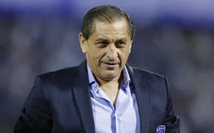 تفاصيل عودة دياز لتدريب الهلال في ولايته الثانية