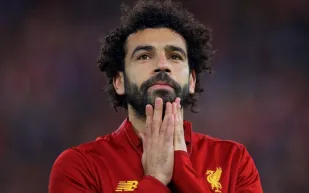 ليفربول يوجه رسالة خاصة إلى محمد صلاح بعد خسارة كأس أمم إفريقيا