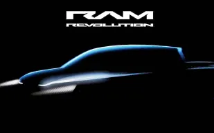 «رام 1500 EV» أول سيارة كهربائية بتقنية إعادة الشحن في أثناء السير