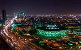 السعودية ترفع الإجراءات الاحترازية المتعلقة بفيروس كورونا