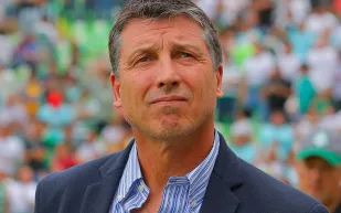 مَنْ هو «روبرت سيبولدي» مدرب الأهلي الجديد؟