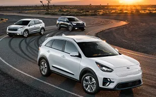  مميزات تدفعك لشراء السيارة الهجينة «الهايبرد»