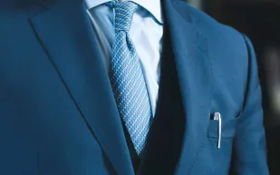 أفضل الأقلام الفاخرة للرجال تمنحك لمسة أنيقة