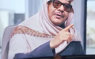 الشاعر علي عسيري: فقدت بصري بسبب اللعب 