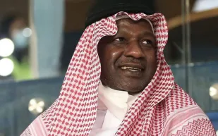 ماجد عبد الله يكشف كواليس مفاوضات الأهلي لضمه (فيديو)