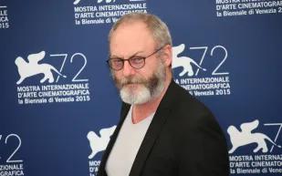 نجم Game of Thrones يهاجم "نيويورك تايمز" والسبب شيرين أبو عاقلة 