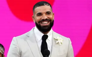 دريك يعرض مجموعة من منازله بقيمة 22 مليون دولار