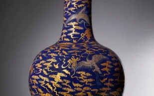  مزهرية مطبخ تجلب لصاحبها 186 ألف دولار  بعد أن استهتار بها