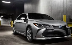 سيارة أفالون 2022.. قيادة مريحة وناعمة على الطريق