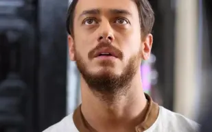 لماذا بكى سعد لمجرد في ضيافة مصطفى الأغا؟