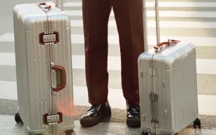 ريموا تطرح نسخة محدثة من حقيبة  ORIGINAL PILOT لتجربة سفر ماتعة