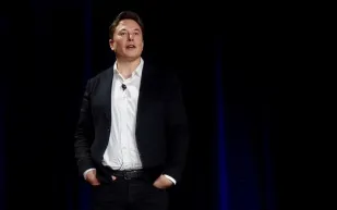 لماذا يعترض إيلون ماسك على محاكمته في قضية شراء تويتر؟