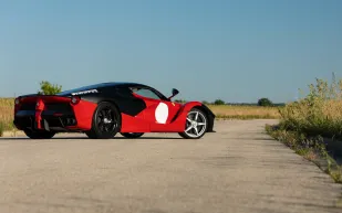 ثلاثة نماذج أولية نادرة من لافيراري تُعرض للبيع في مزاد علني