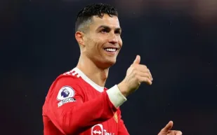 صورة تنهي الجدل الواسع حول مستقبل رونالدو