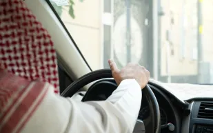 شروط نقل ملكية السيارة في السعودية للمواطنين والمقيمين