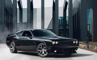 «دودج» ستوقف سياراتها القوية من طراز تشالنجر وتشارجر العام المقبل