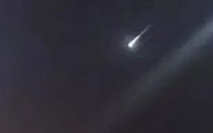 نيزك يحترق في سماء السعودية.. وقصة أكبر النيازك بالمتحف الوطني