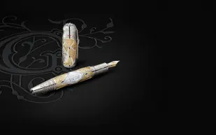 "الأخوان غـريم".. مكرمان بأقلام "مون بلان"