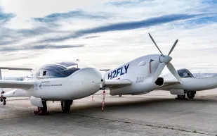 HY4.. أول طائرة صديقة للبيئة تعمل بالهيدروجين السائل 