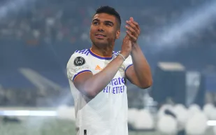 كاسيميرو  يفكك «مثلث» كارلو أنشيلوتي في ريال مدريد