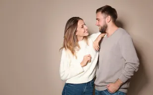 كيف تقنع فتاة بالارتباط بك؟ 10 مفاتيح لقلبها