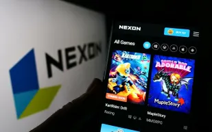 فتاة في الثامنة عشرة من عمرها تصبح أصغر مليارديرة في العالم