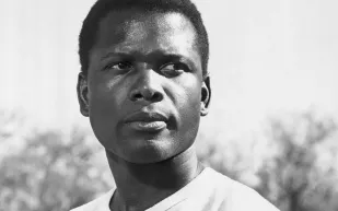 "دينزل واشنطن" و"فريمان" يدافعان عن أول نجم إفريقي في هوليوود