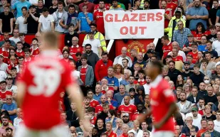 عائلة «غليزر» تحدد سعر مانشستر يونايتد.. ودولة عربية تفكر بشراء الشياطين الحمر