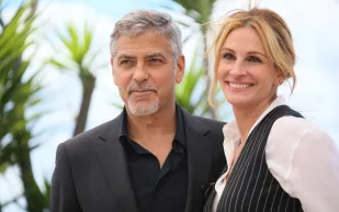 مشهد في فيلم «Ticket To Paradise» يُعاد تصويره 80 مرة.. فما القصة؟ 