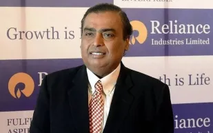 «موكيش أمباني» يكسر رقمه القياسي لشراء أغلى قصر في دبي