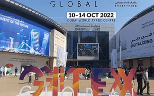 «العرضة السعودية» تجذب زوار معرض جيتكس في دبي