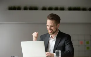 كيف تربح المال من الإنترنت مجانا؟.. 3 منصات موثوقة للربح