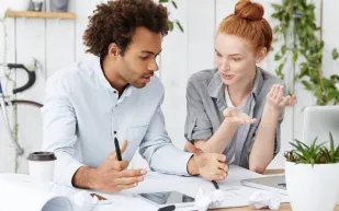 دراسة حديثة: الرجل لا يجيد قراءة لغة جسد المرأة تمامًا