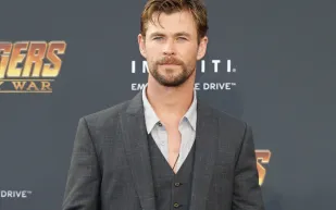 كريس هيمسورث قد يعتزل بسبب «ألزهايمر»