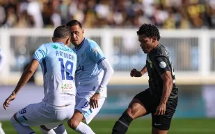 «رومارينيو» لاعب اتحاد جدة يحرز هدفًا عالميًا (فيديو)
