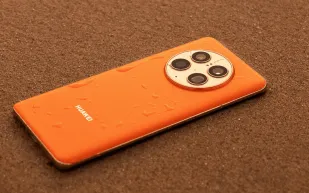 لماذا يعد هاتف HUAWEI Mate50 Pro الهدية الأفضل في نهاية العام؟ 