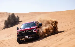 «شفروليه سيلفرادو زد أر 2».. البطلة التي لا تُقهر (تجربة قيادة)