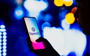 تطبيق «ChatGPT» يثير مخاوف العالم من سيناريوهات مرعبة.. فما القصة؟