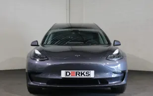 طراز «Tesla Hearse 3» سيارة كهربائية بمميزات خاصة لنقل الموتى