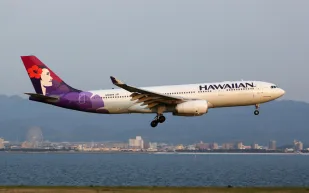 اضطرابات عنيفة تخلف مصابين على طائرة ركاب (فيديو)