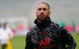 بعد ضم «رونالدو».. النصر يستهدف التعاقد مع «راموس» 