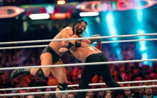 «رويال رامبل 2023».. «رومان رينز» يحتفظ بلقب بطل العالم