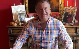 بعد إصابته بسرطان البروستاتا.. «الصخرة» يريد البوح بأسرار الأميرة ديانا 