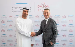 "سبيدماستر".. هكذا عادت ساعة "أوميغا" للفضاء بالتعاون مع الإمارات