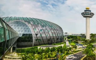 مطار عربي ضمن قائمة أفضل مطارات العالم 2023.. و«شانغي» في الصدارة