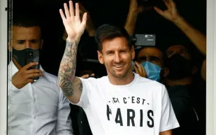 «بيكهام» يقود المفاوضات.. هل يلعب «ميسي» في الدوري الأمريكي؟