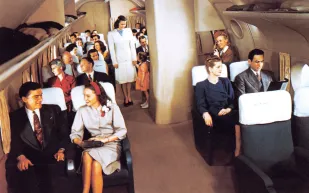 "ترفيه الزمن الجميل".. اركب طائرتك في الستينيات واستمتع مع أصدقاء الجو