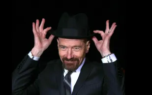 الشرطي الذي دخل هوليوود من الباب الواسع براين كرانستون.. الفن ينبض في خلاياه