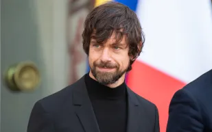 ملياردير أمريكي يخسر 761 مليون دولار من ثروته في يوم واحد